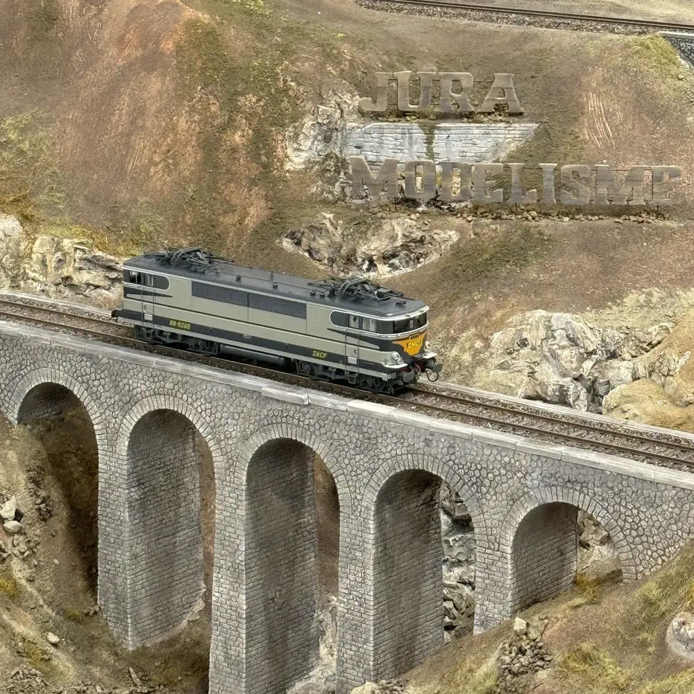 Locomotive électrique BB 9288 - Ree Modèles MB197 - HO 1/87 - SNCF - Ep IV-V - Analogique - 2R - 5