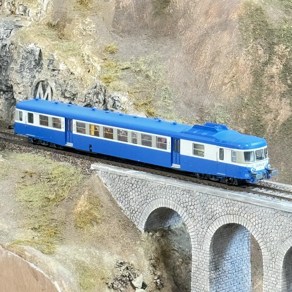 Autorail diesel X-2816 - REE Modèles MB163SAC - HO 1/87 - SNCF - EP IV-V - 11
