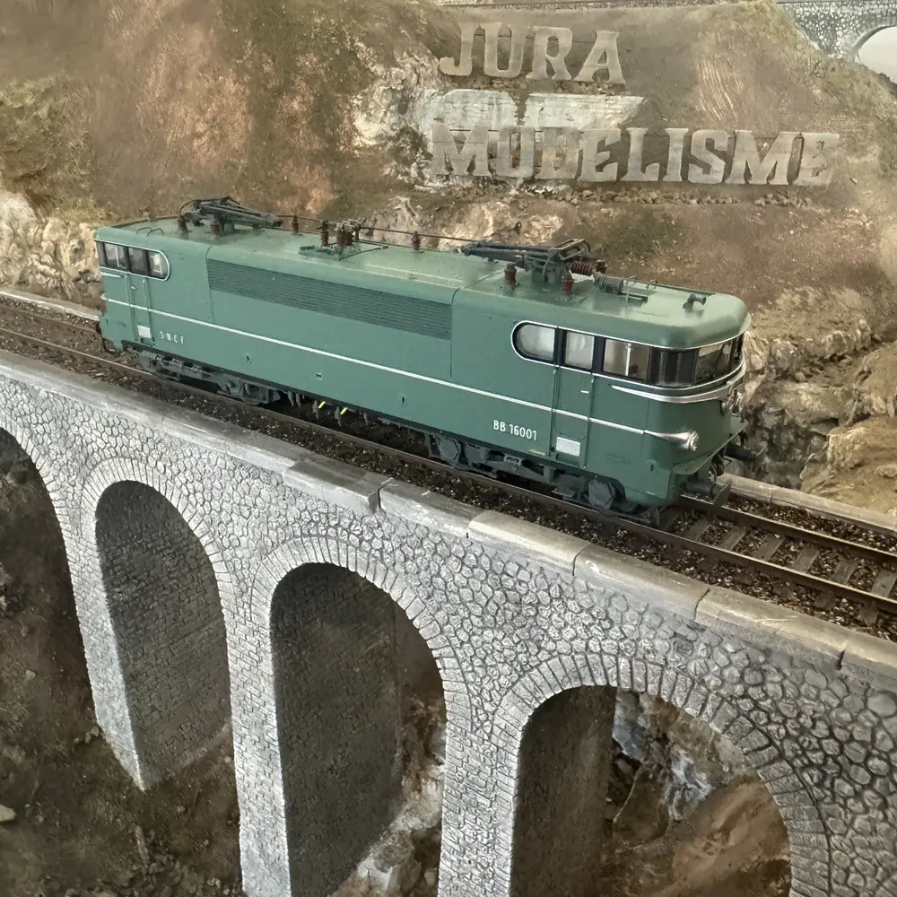 Locomotive électrique BB 16001 - Analogique - REE Modèles MB165 - HO - SNCF - EP III - 4