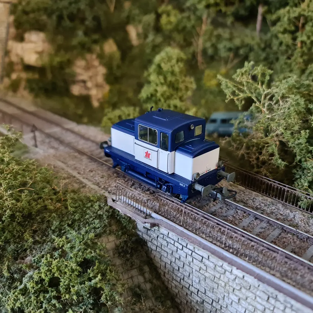 Locotracteur MOYSE 32 TDE - Bleu & Blanc -analogique- REE MODELES MB220 - SNCF - 5