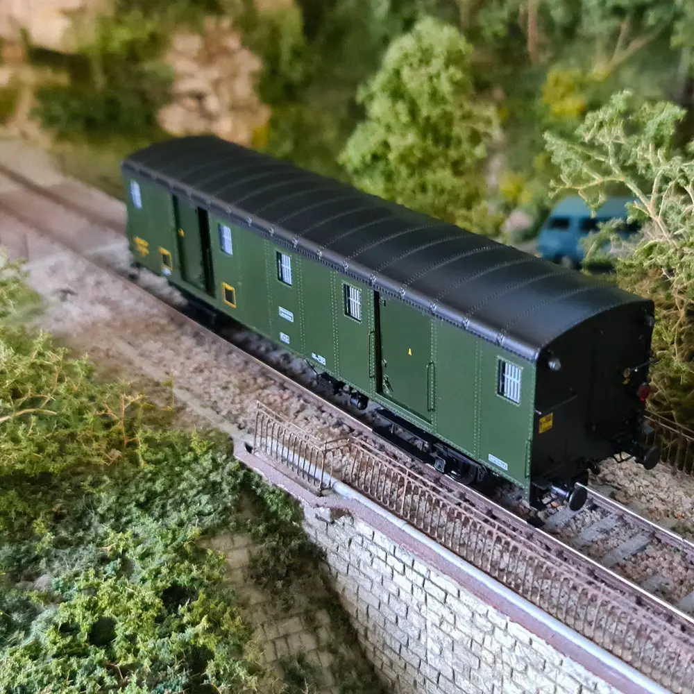 Fourgon OCEM 30 "Sotteville" avec feux DCC - Ree Modèles VB113S - HO 1/87 - SNCF - Ep III - 2R - 4