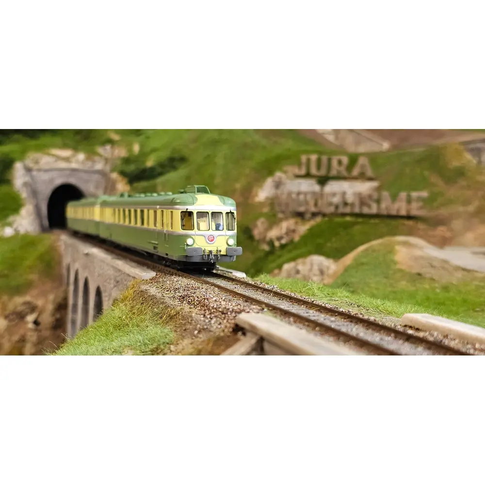 Autorail RGP 2 X-2703 Marseille - ACC SON - REE MODELES MB173SAC SNCF - HO - EP III - 4