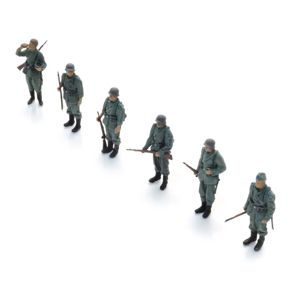 Infanterie de la Wehrmacht en attente de transport - 6 personnages - ARTITEC 5720009 - 1/72  - 3