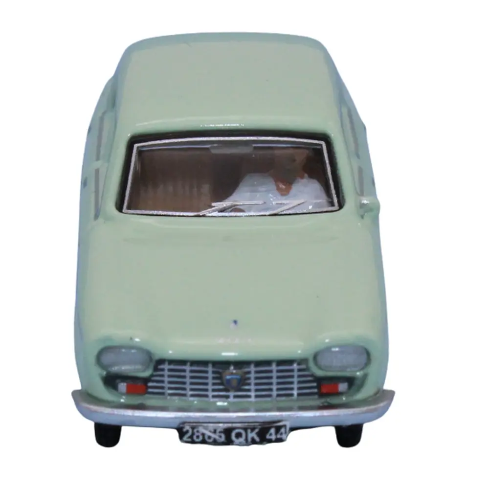 Voiture Peugeot 204 berline, 1968 vert clair avec conducteur SAI 1624 - HO 1/87 - 2