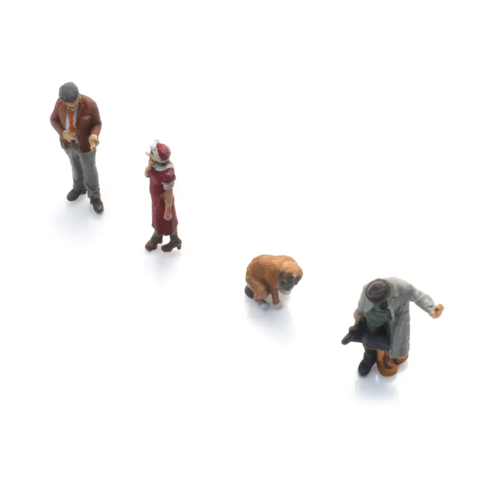 Crottes de chien - 3 personnages et un chien - ARTITEC 5160029 - N 1/160 - 3