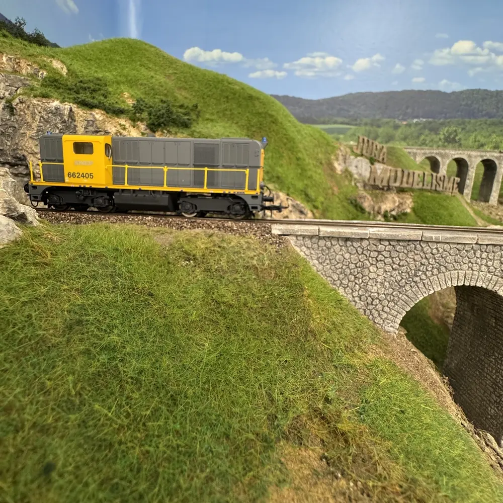 Locomotive diesel BB 62405 - Roco 7300006 - HO 1/87 - SNCF - EP. V - Analogique - 2R - 8