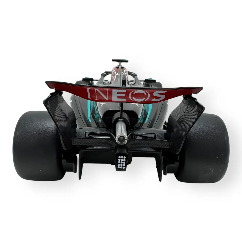 Mercedes AMG Petronas F1 W15 E Performance - Rastar RS10250 - 1/12 - 10