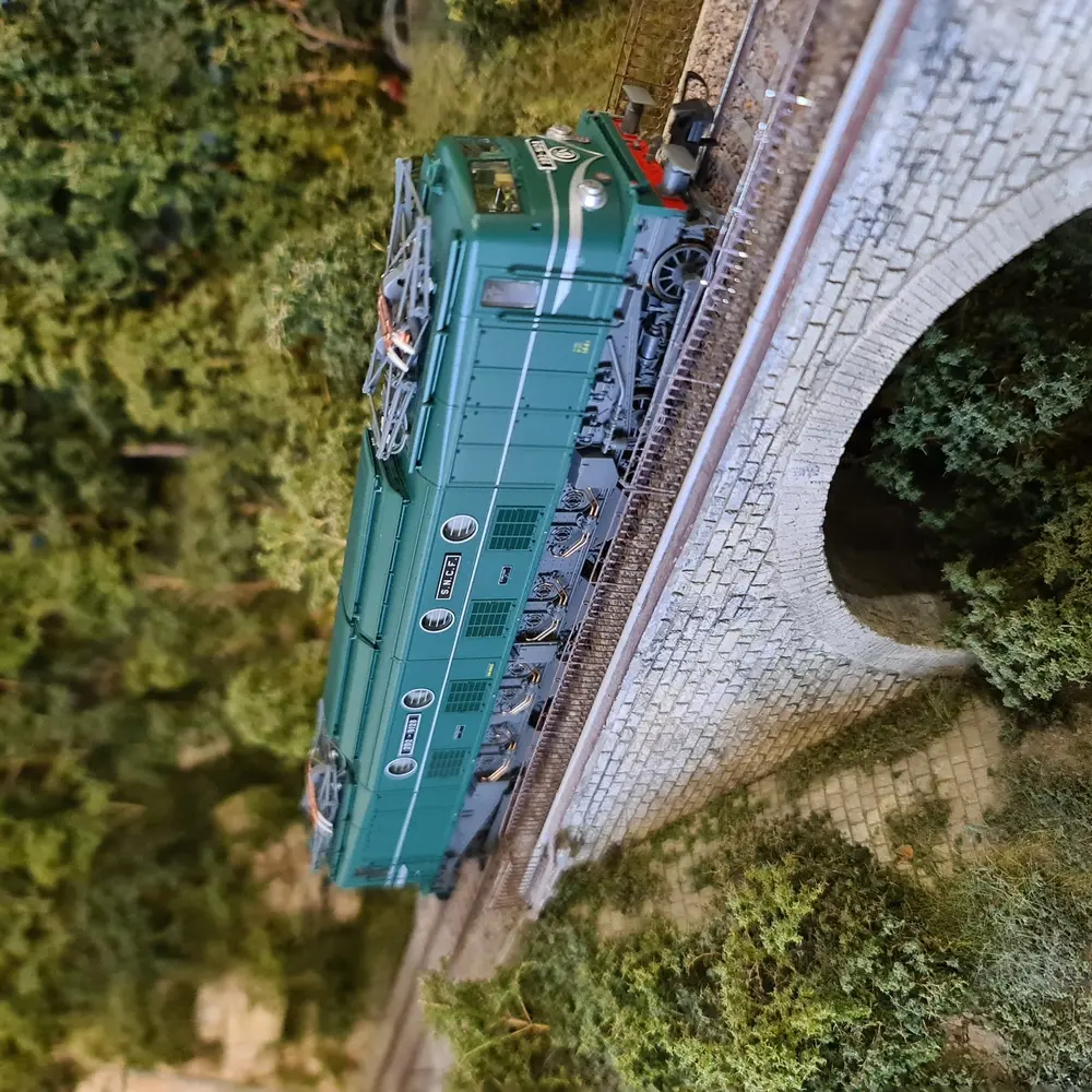 Locomotive Électrique 2D2 9128 - ROCO 70470 - HO 1/87 - SNCF - EP IV - Analogique - 5