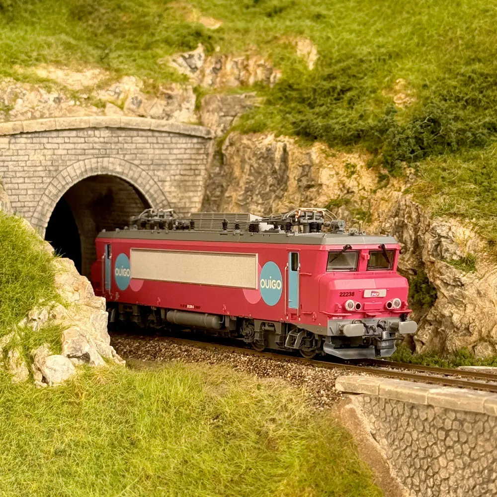 Locomotive électrique BB 22238 Ouigo - Roco 7510013 - SNCF - HO 1/87 - EP. VI - Digital Sound - 2R - 7