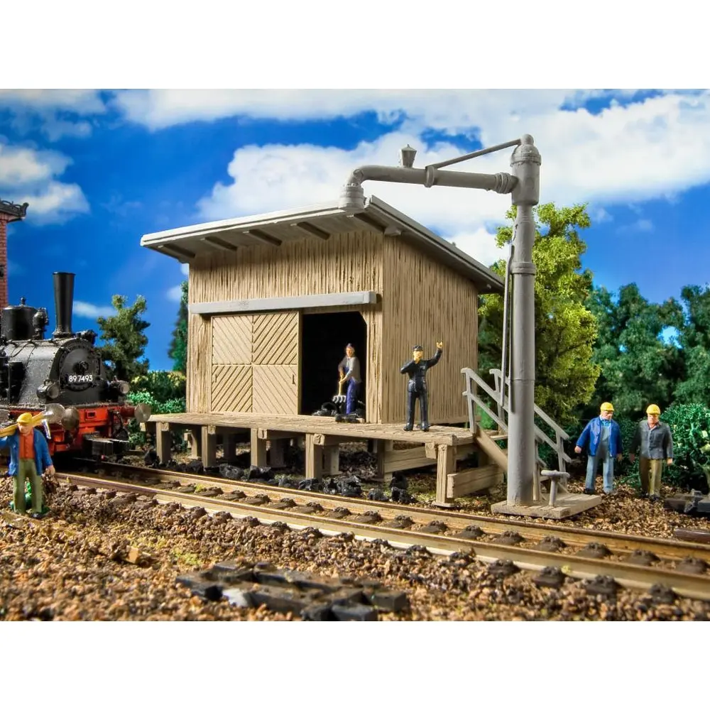Ravitaillement de charbon avec grue à eau - Vollmer 45779 - HO 1/87 - 4