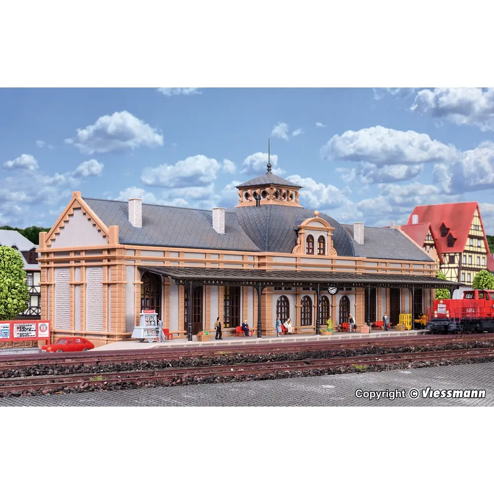 Gare de la vieille ville Altstadt - Vollmer 47506 - N 1/160 - 335 x 115 x 130 mm - 5