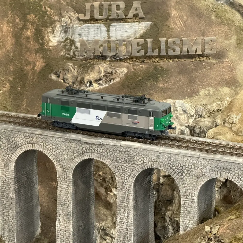 Locomotive électrique BB 516615 livrée FRET TER avec logo casquette - ViTrains 2224 - HO 1/87 - SNCF - Ep V - Analogique - 2R - 5