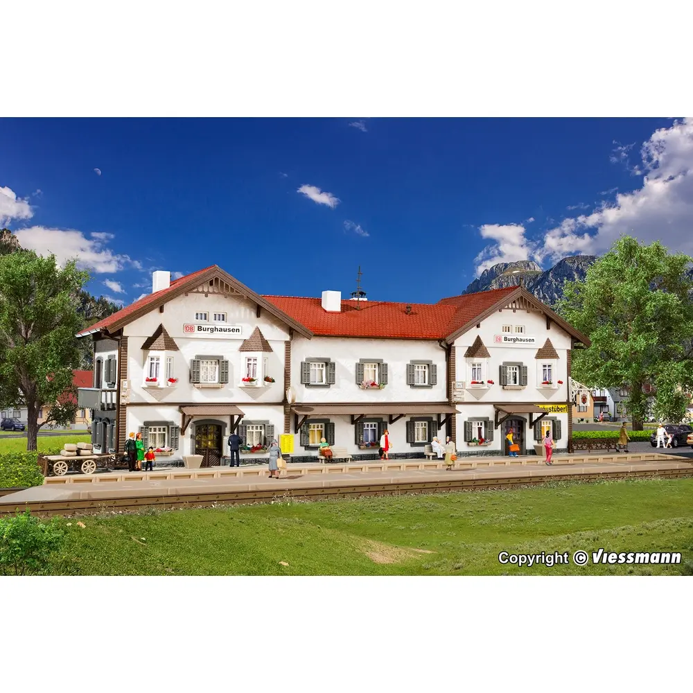 Gare "Burghausen" Vollmer 43522 - HO  1/87 - 446 x 125 x 140 mm - 4