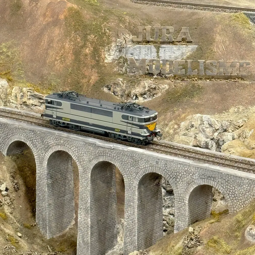 Locomotive électrique BB 9288 - Ree Modèles MB197S - HO 1/87 - SNCF - Ep IV-V - Digital sound - 2R - 4