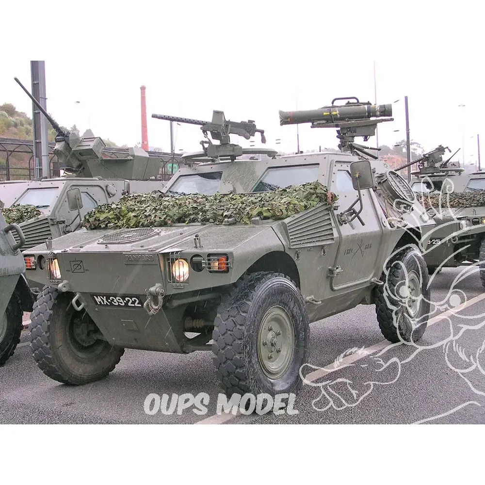 Véhicule militaire VBL porte-missile Milan AT - Ace 72421 - 1/72 - 14