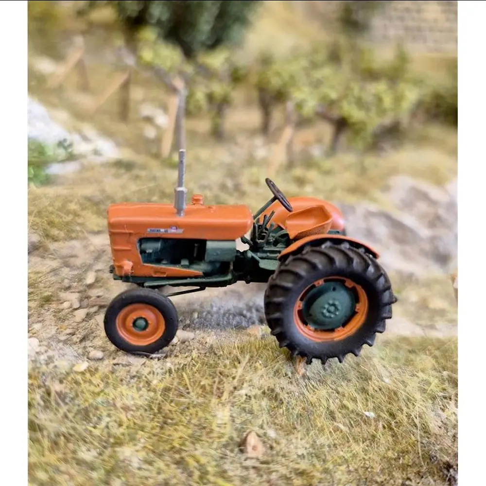 Tracteur SOMECA SOM40 orange avec roues 36' - Ree Modèles BA007 - HO 1/87 - Ep III - 3