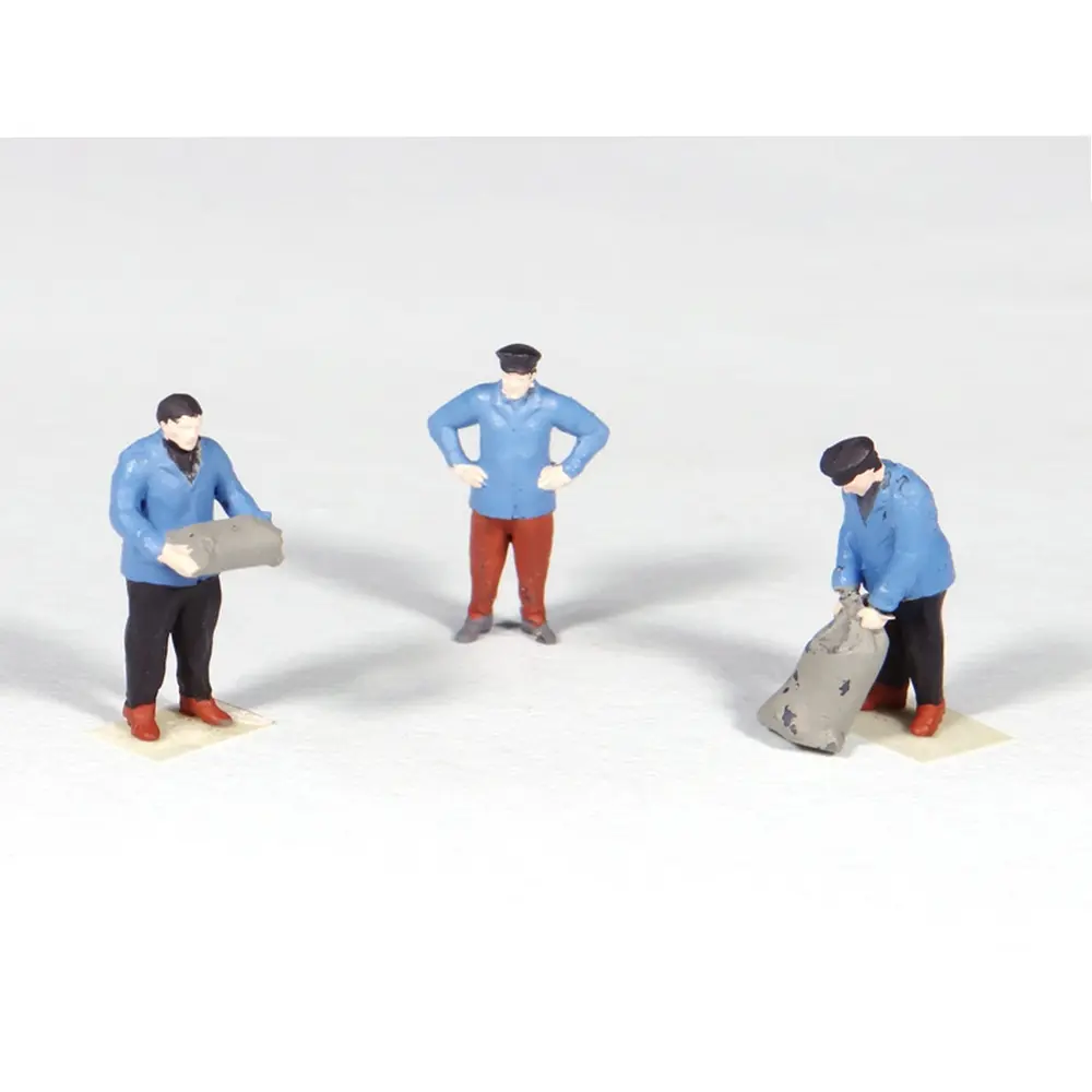 3 Postiers chargeant/déchargeant des sacs postaux - Régions et compagnies GAR056 - HO 1/87