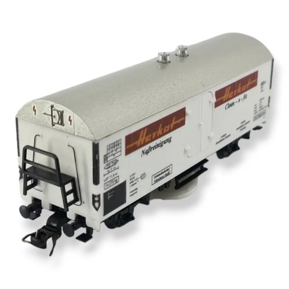 Wagon frigorifique avec patin nettoyeur pour l'entretien des voies Clean-o-fix - Herkat HO1306 - HO 1/87 - 2R