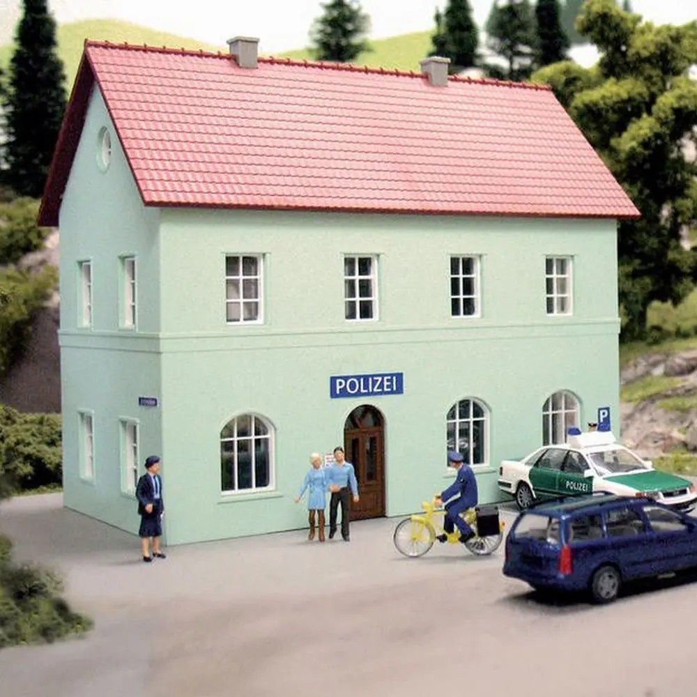 Poste de Police - PIKO 61836 - HO 1/87 - 194 x 160 x 120 mm
