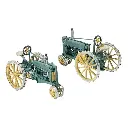 Lot de 2  tracteurs (1929-1938) - Woodland Scenics D211 - HO  1/87