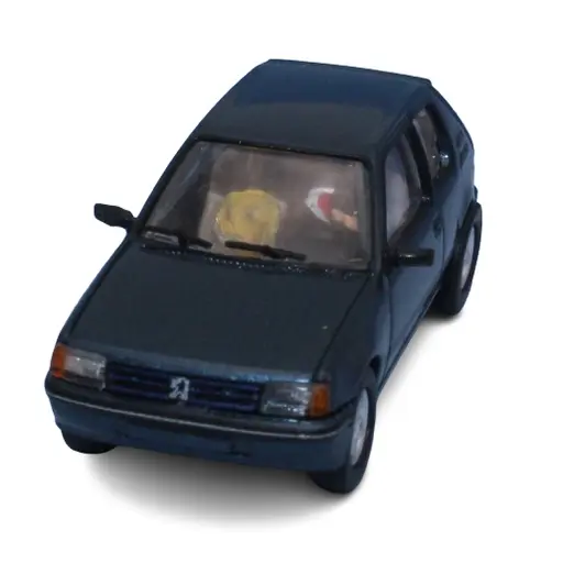 [SA1634] Peugeot 205 XR, bleu Ming, avec conducteur et 1 passager - Sai 1634 - HO 1/87